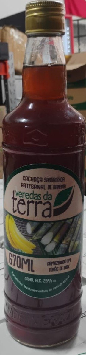 cachaÇa artesanal veredas banana 670ml cachaÇa artesanal veredas banana 670ml