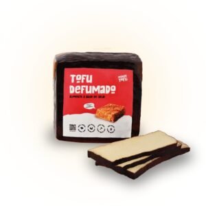 tofu defumado fundo branco